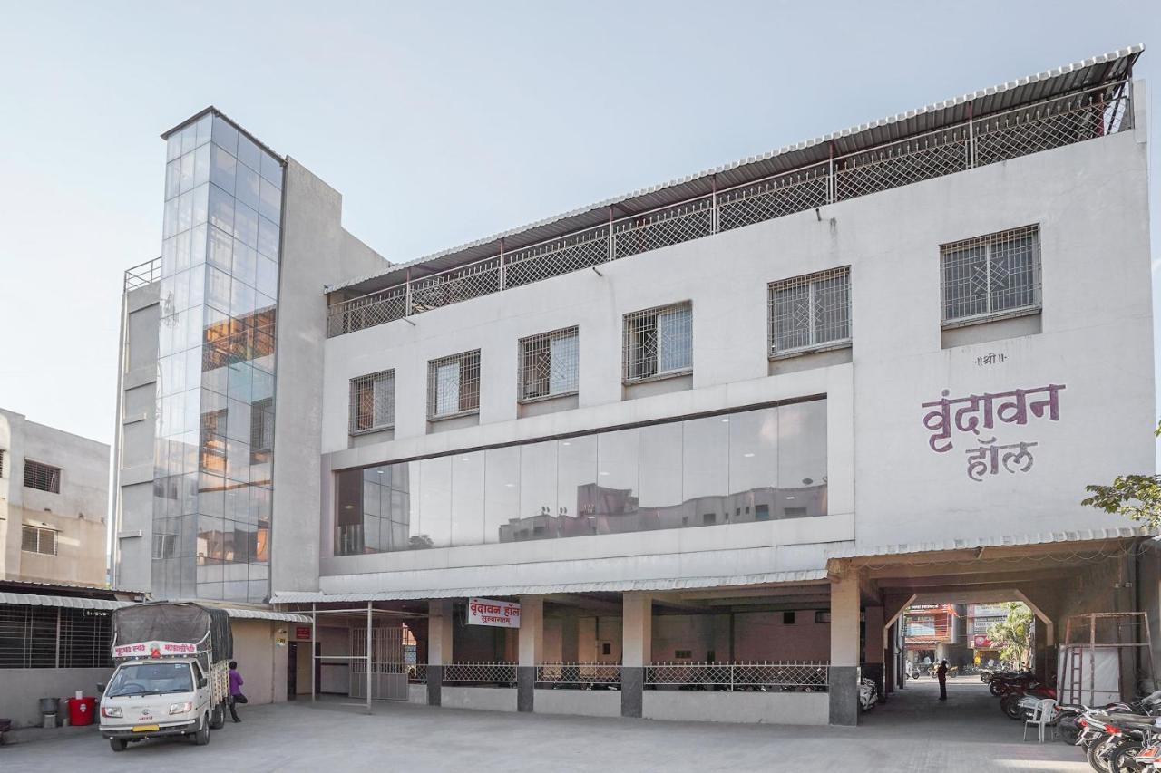 Oyo Flagship 70264 Hotel Vrindavan Mangvadi Zewnętrze zdjęcie